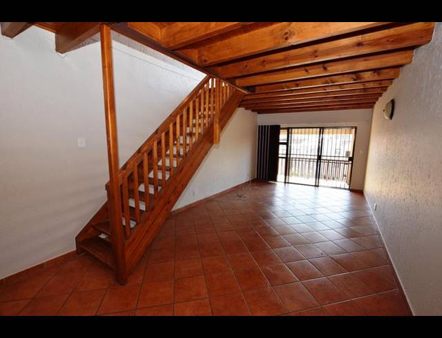 2 BEDROOM PROPERTY TO RENT IN PAULSHOF